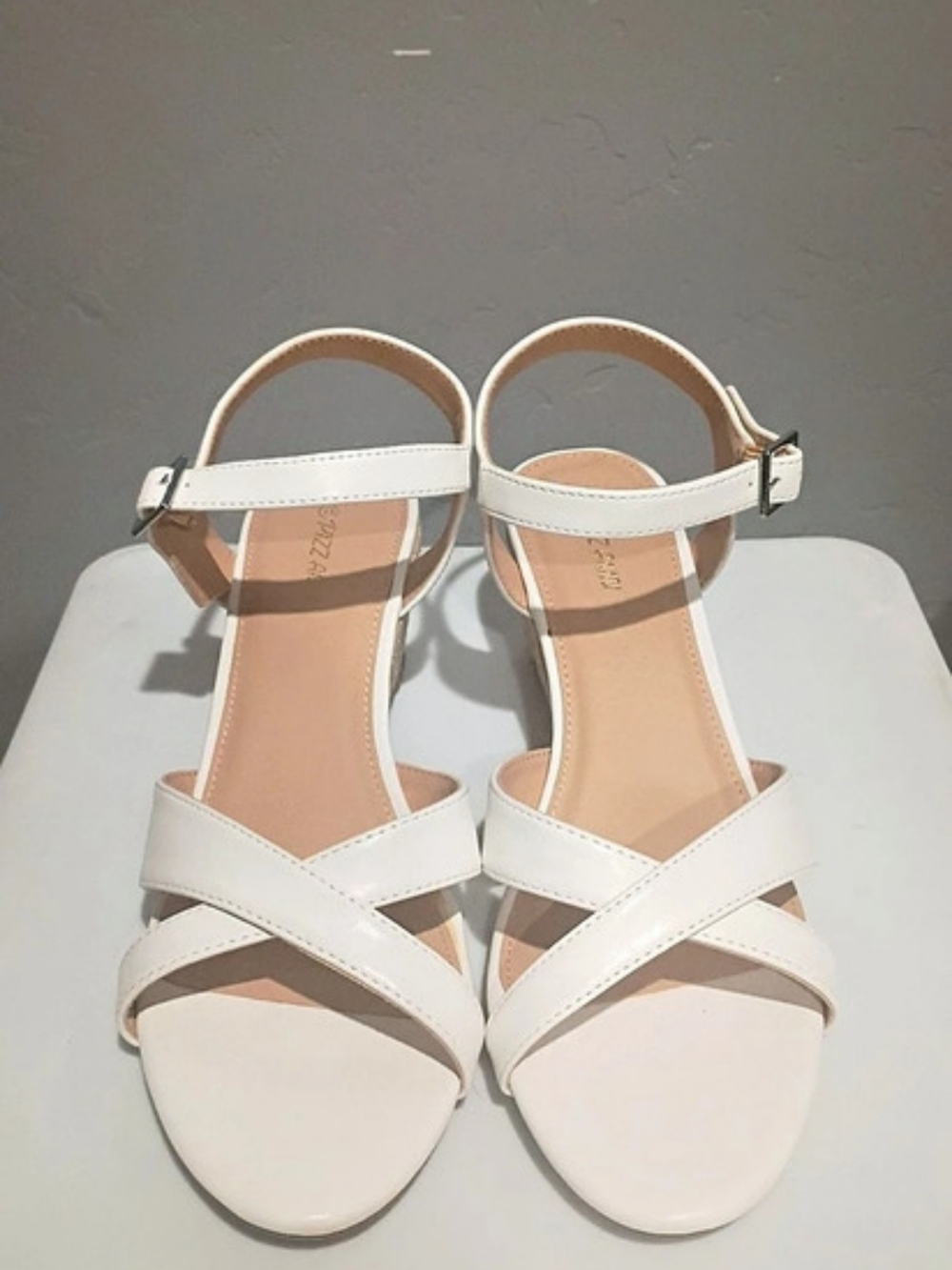 Pizz Annu White Wedge Sandals US 7.5 Like New